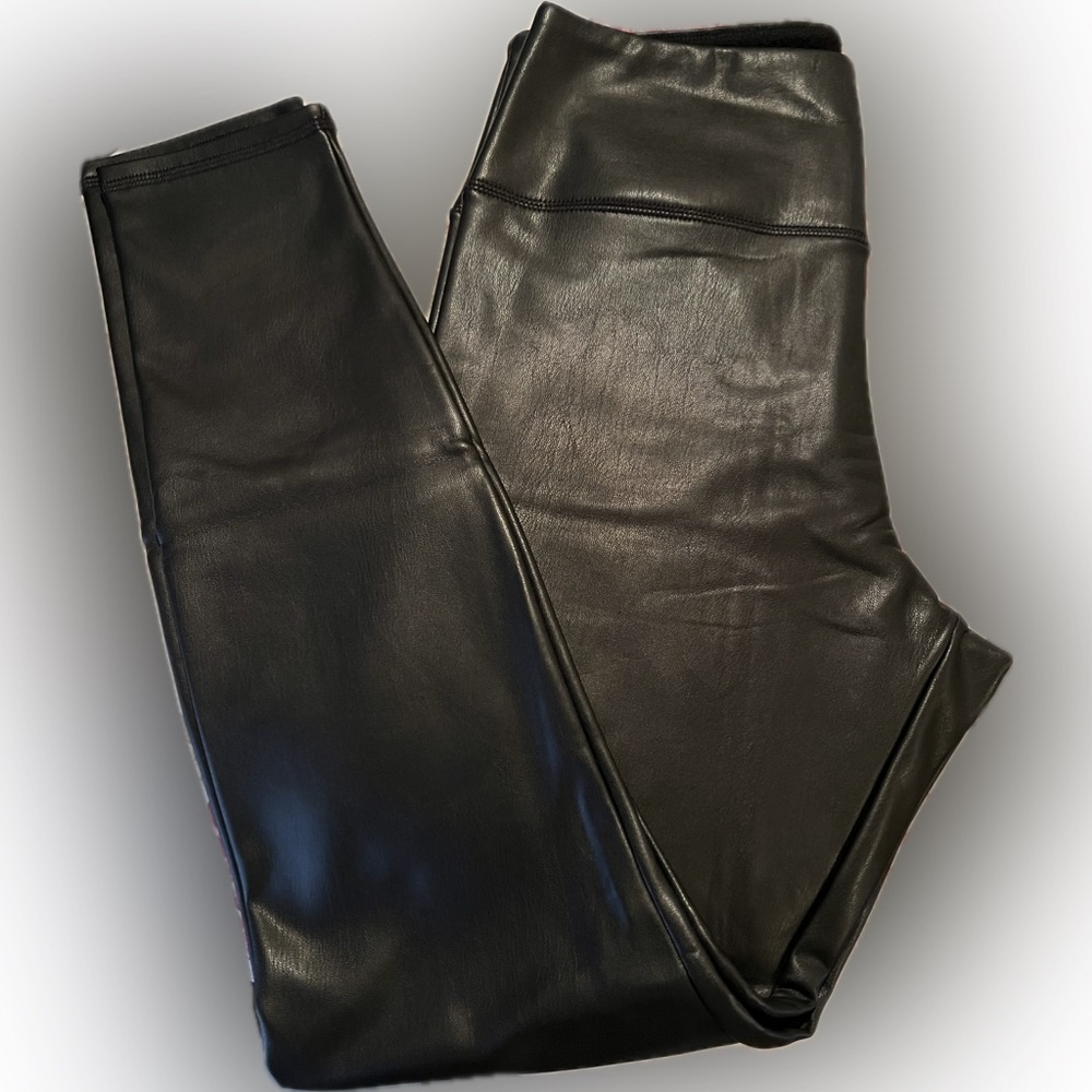 Faux leather leggings